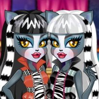 poster of Monster High Ear Doctor game